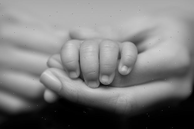 Adoption. Annahme andndash; eine würdige Alternative. Adoption. Annahme andndash; eine würdige Alternative.